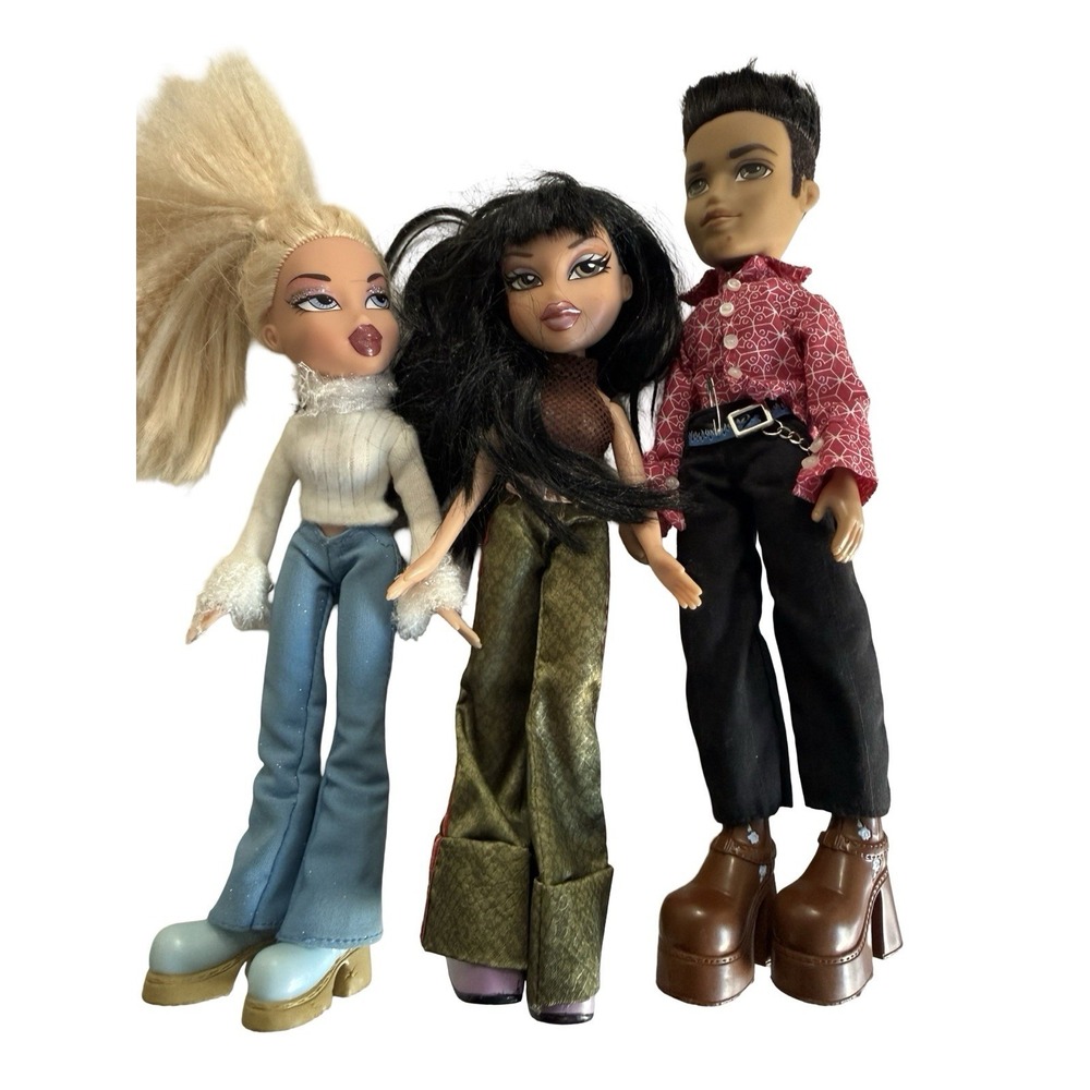 Lot of 3 2002 2001 vintage Bratz dolls dylan